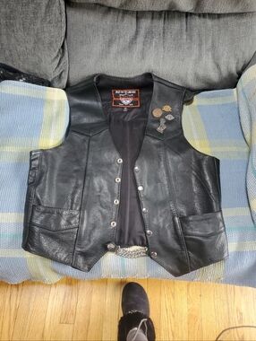 Interstate Leather Vest Size M With Harley Davidson Sturgis Pins Patch